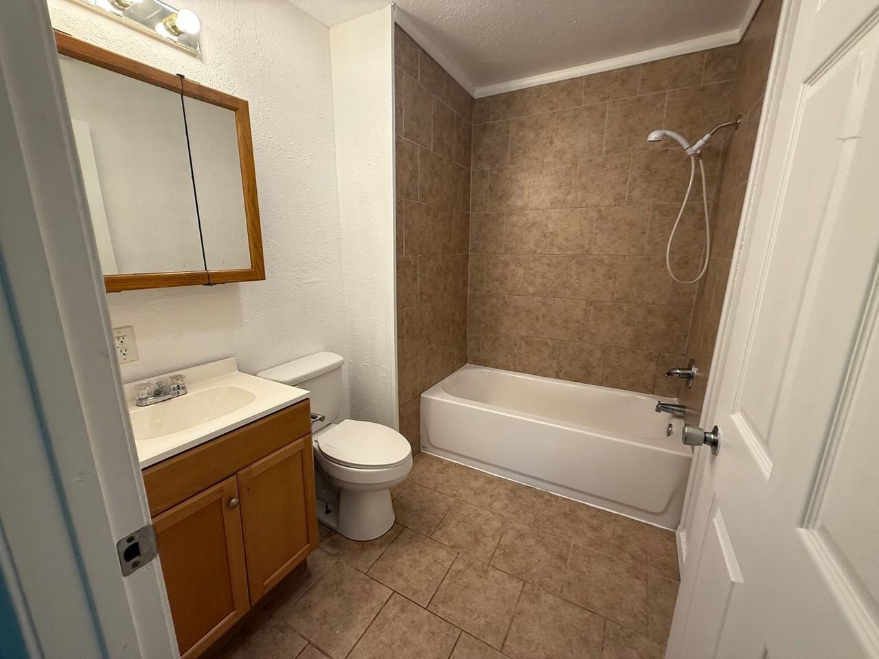 1727 N 9th St - Photo 2 of 12