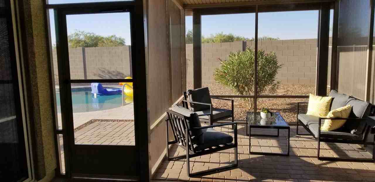 17531 West Cedarwood Lane - Photo 2 of 12