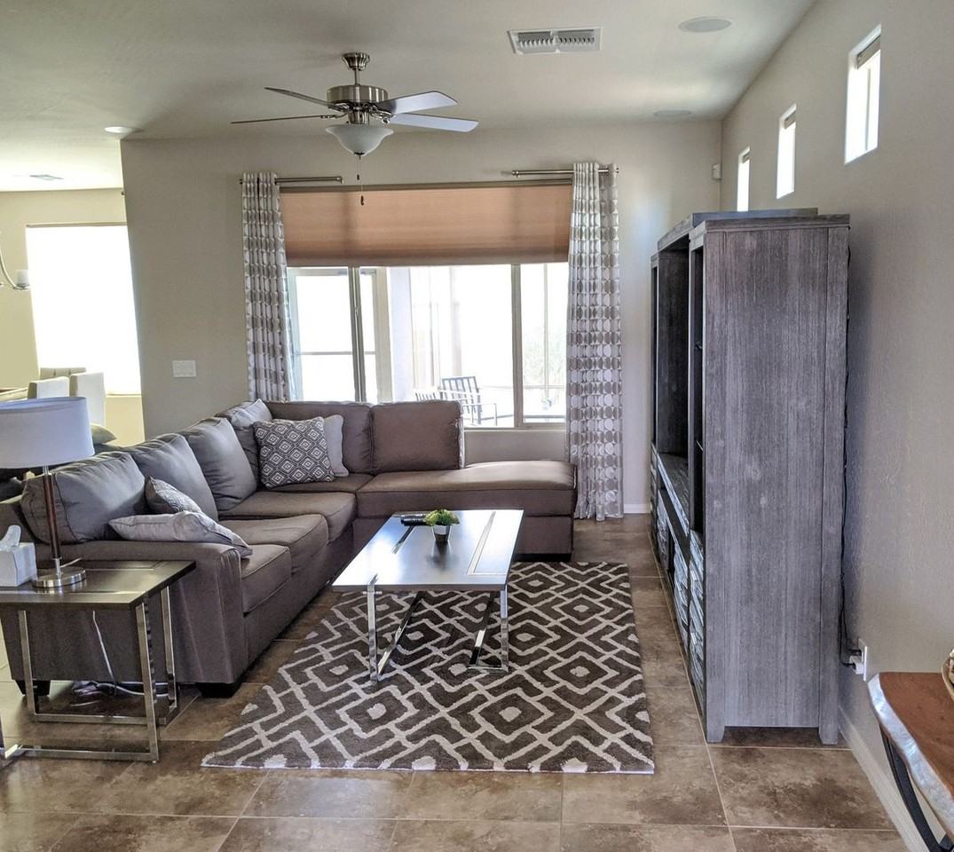 17531 West Cedarwood Lane - Photo 3 of 12