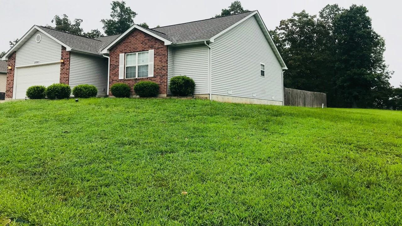 21063 Larson Rd - Photo 2 of 2