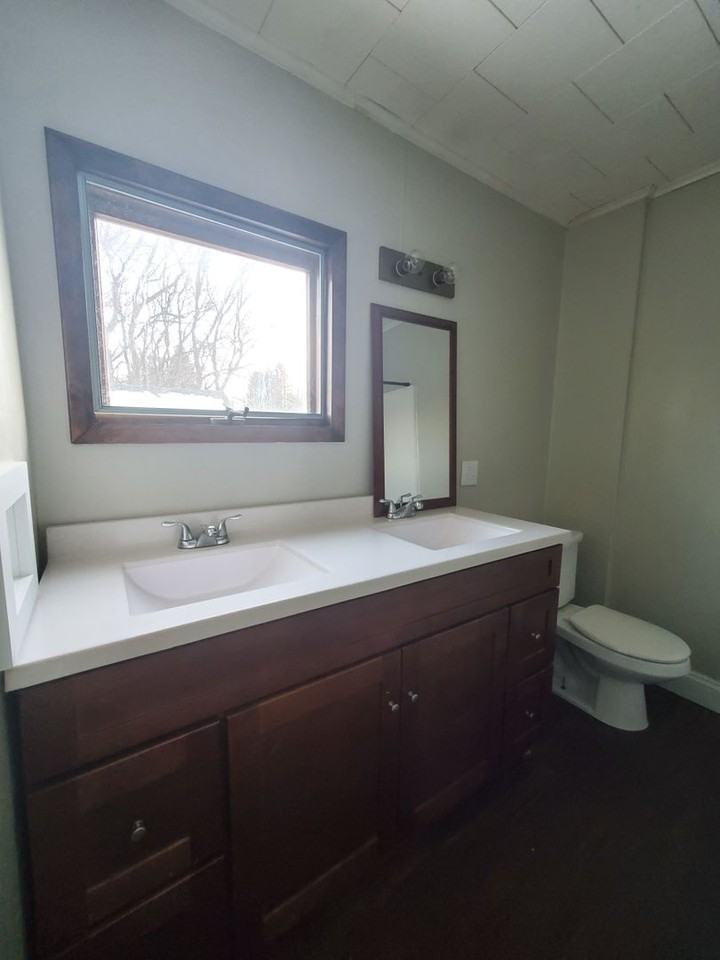 217 West 14th Street - Photo 7 of 14