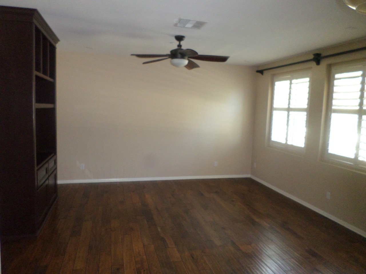 28611 Bar Harbor Ln - Photo 3 of 23