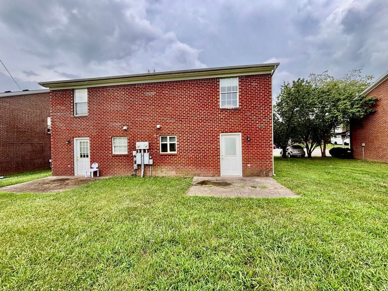 1029 Merrick Dr #2 - Photo 5 of 41