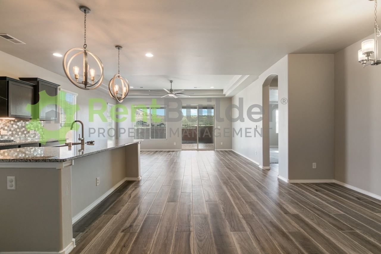 4929 Findley St Sw - Photo 4 of 24