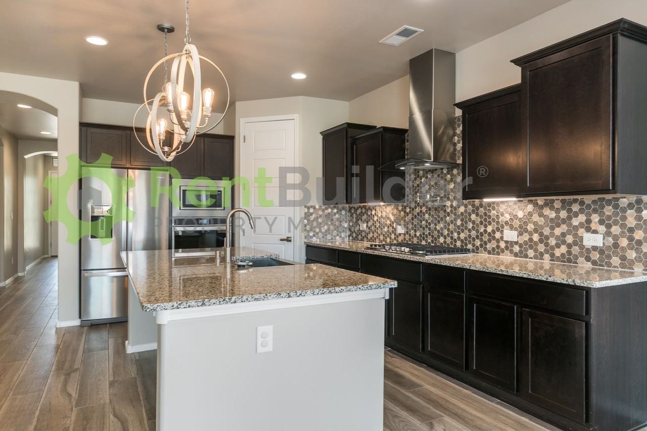 4929 Findley St Sw - Photo 6 of 24