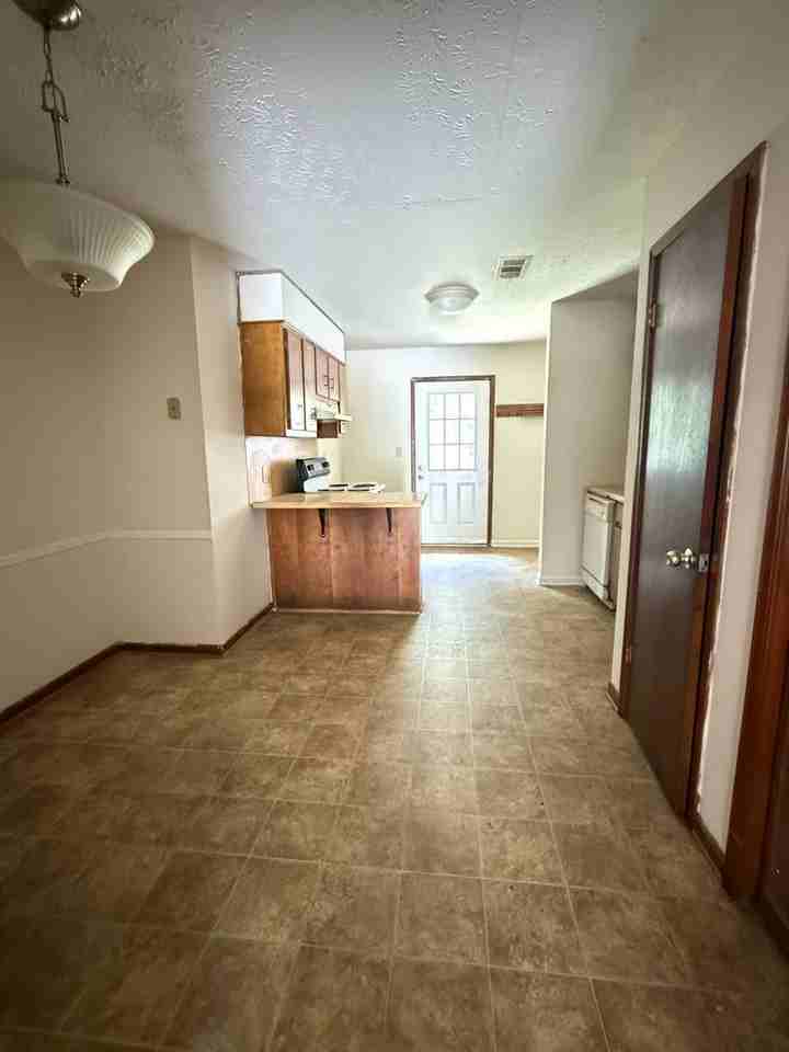 95 Plum Orchard Rd - Photo 6 of 18