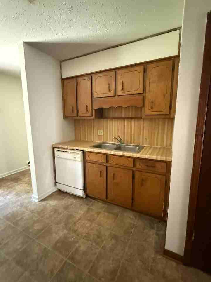 95 Plum Orchard Rd - Photo 7 of 18