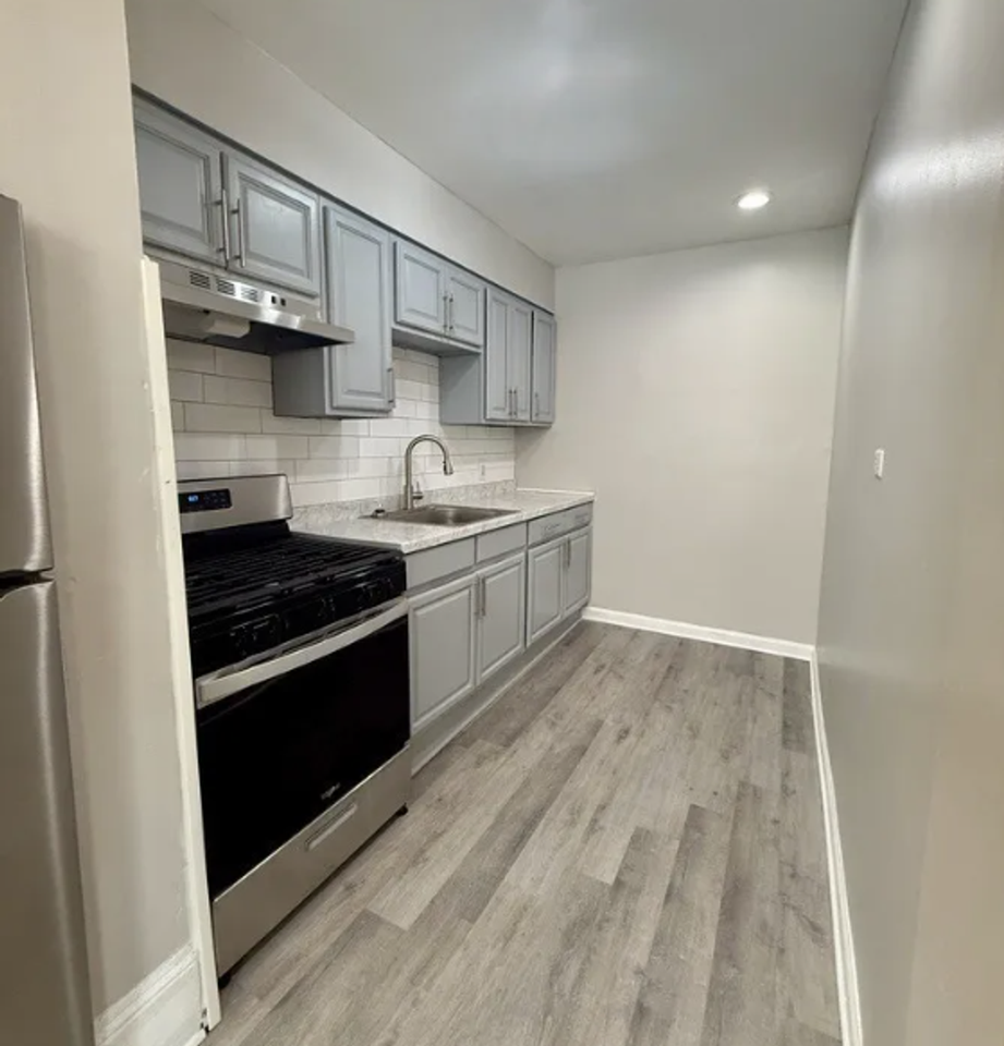 New Overbrook - Photo 2 of 10