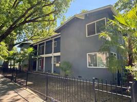 featured image of 711 W 3rd St