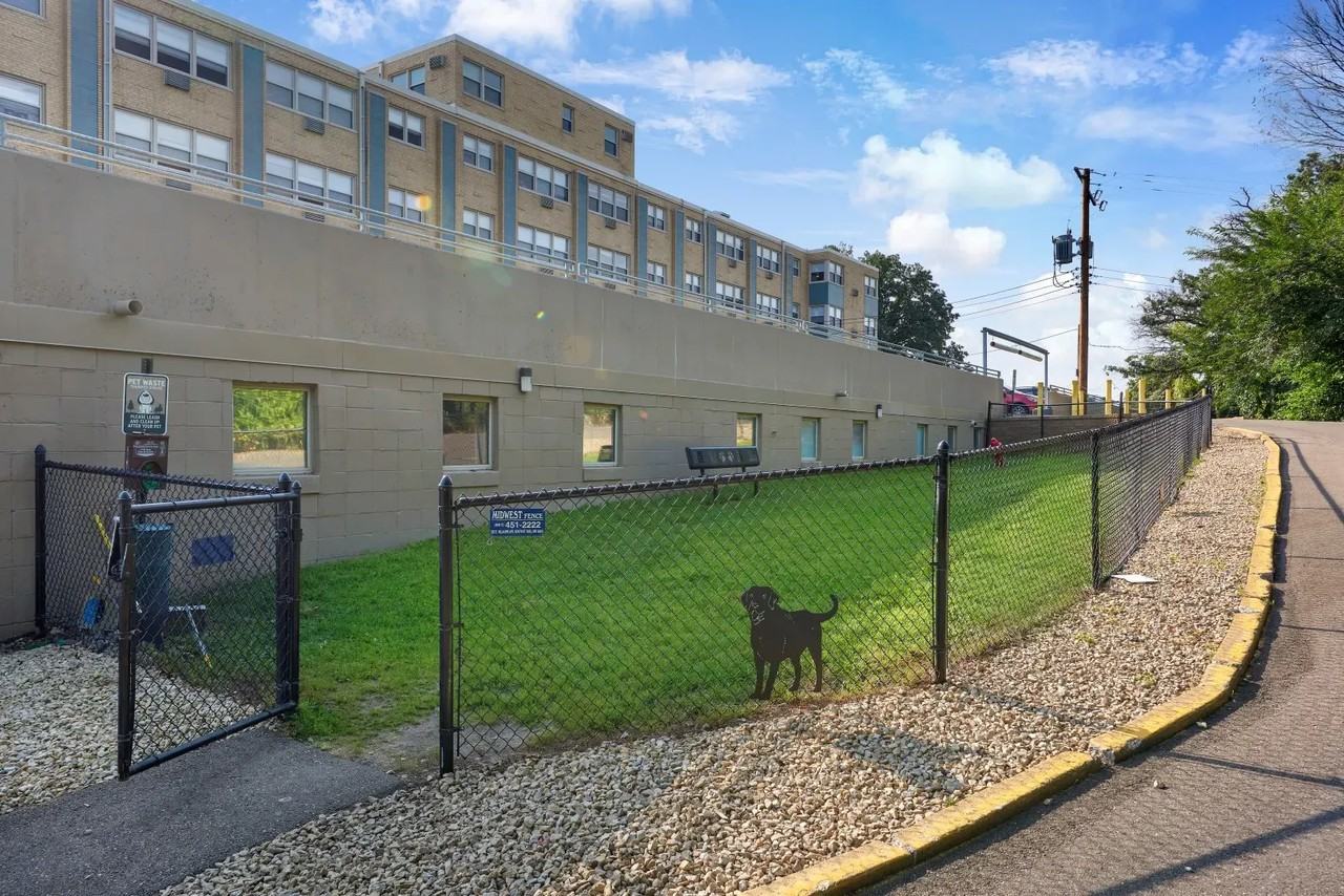 BLVD 100 - Photo 4 of 36