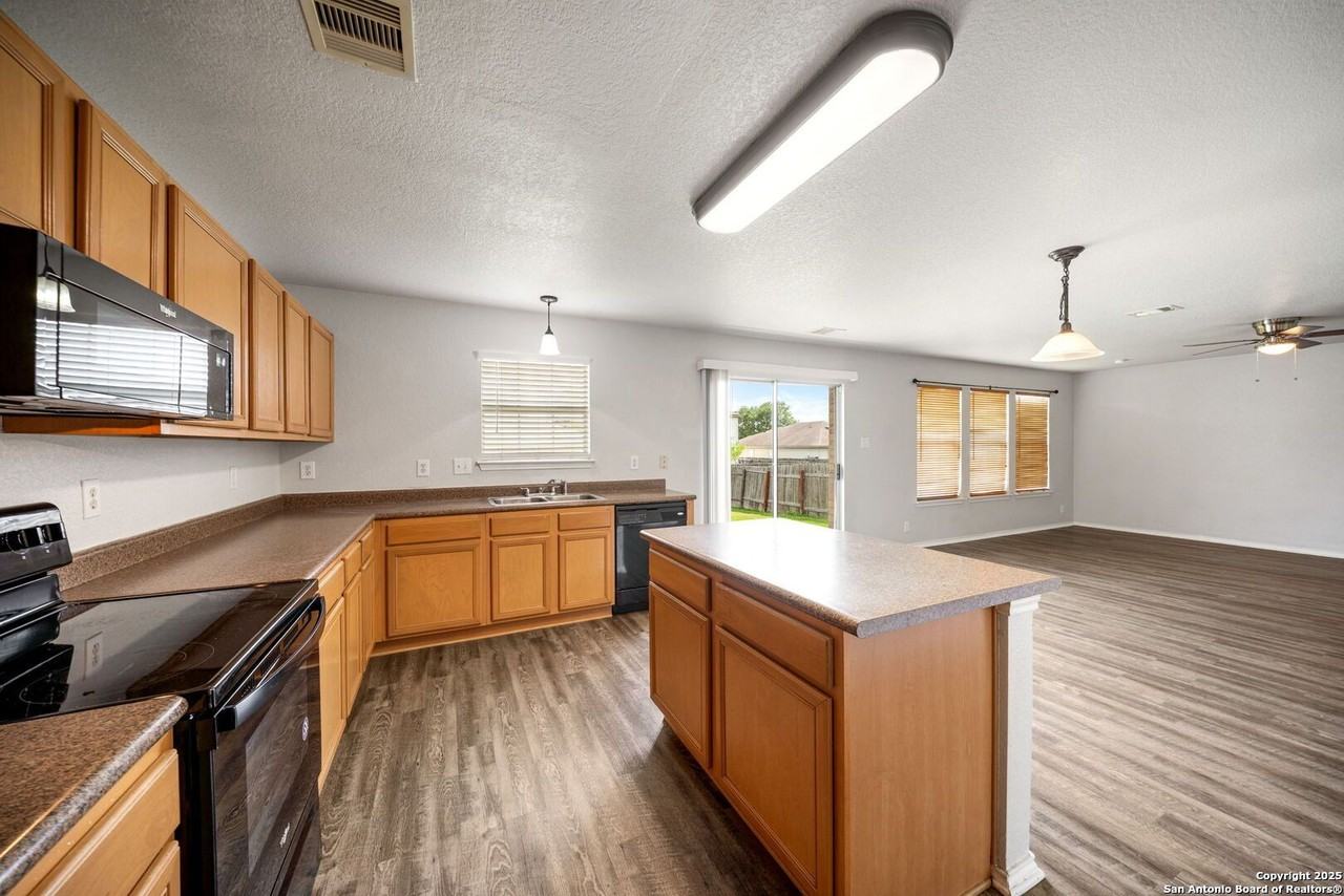 13214 Solar Crst - Photo 5 of 29