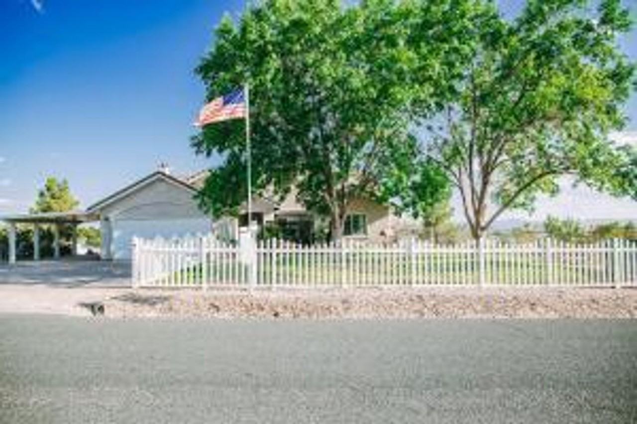 1667 W 5745 N - Photo 3 of 19