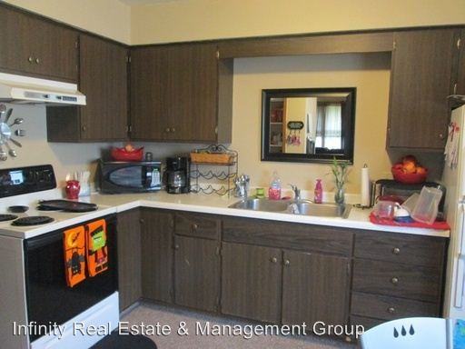 1451 6th Ave SE - Photo 2 of 9