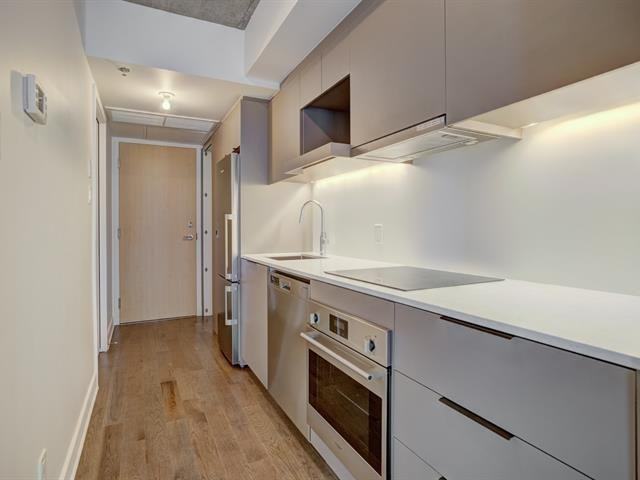 101 Rue Peel #1008 - Photo 2 of 22