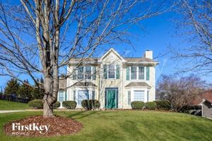 featured image of 4906 Riding Ridge Dr