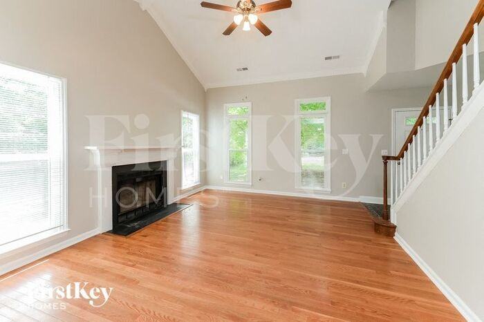 9063 Chancerwood Dr - Photo 2 of 15