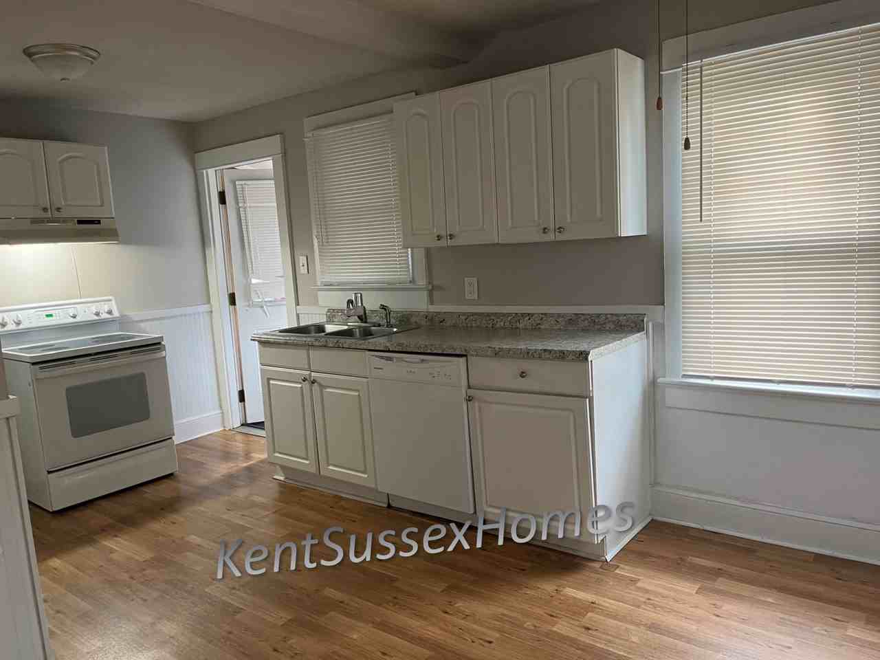 400 Marshall St #NA - Photo 6 of 15