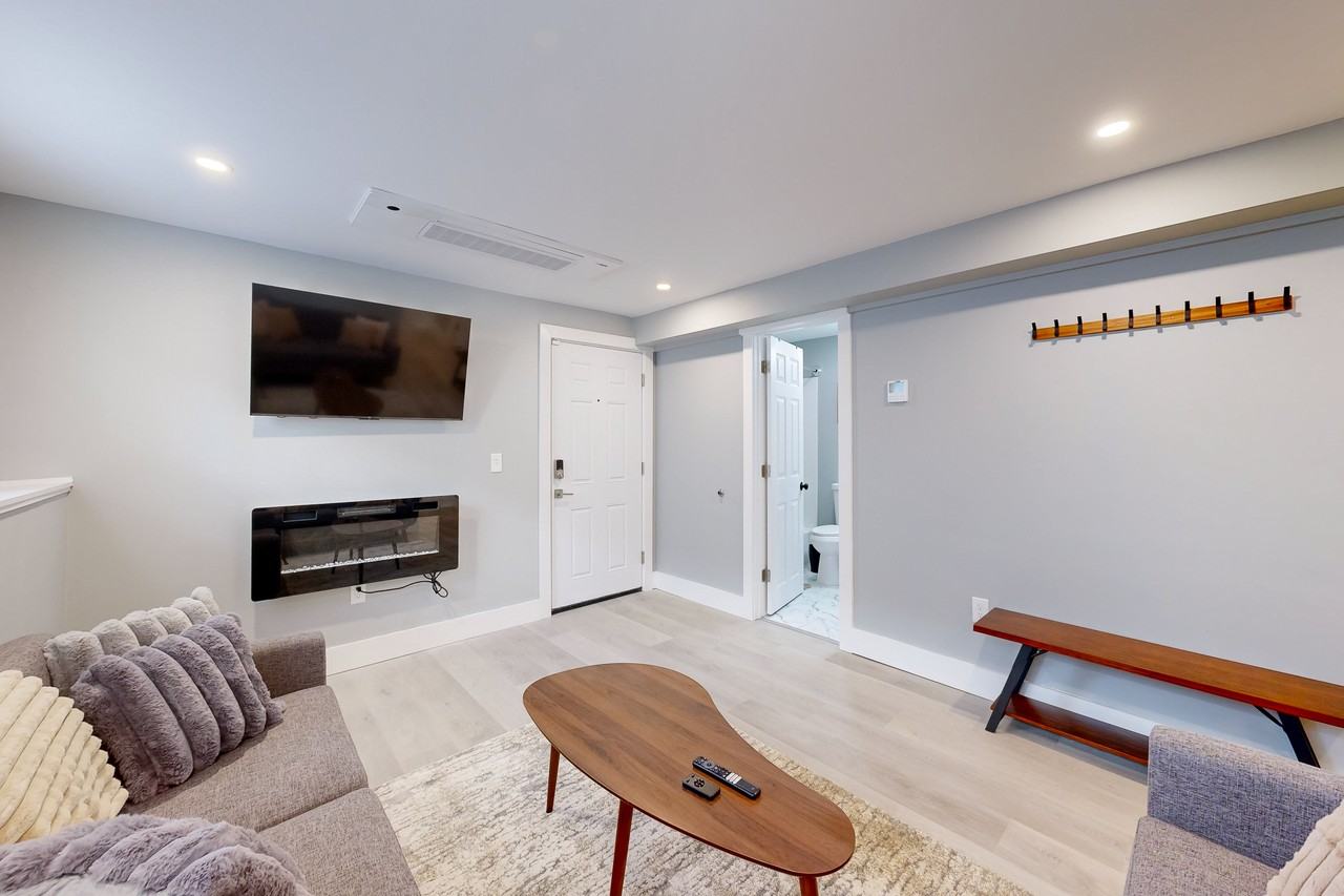 44 Hall St #0 - Photo 5 of 23