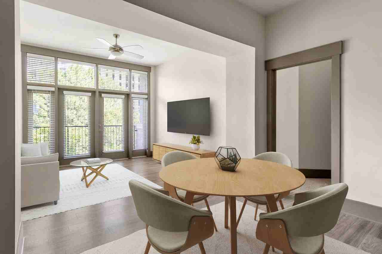 1160 Hammond - Photo 6 of 34