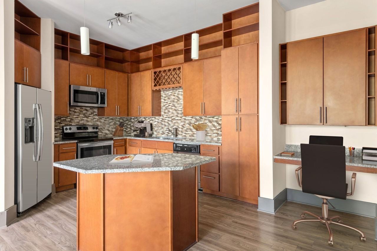 1160 Hammond - Photo 2 of 34