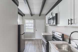 Cottages at 3004 - Photo 1 of 1