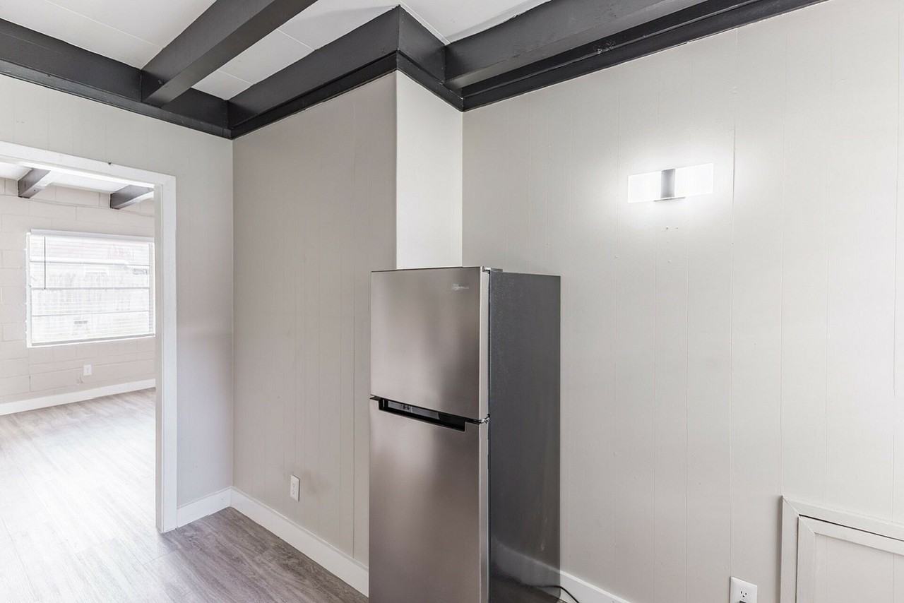 Cottages at 3004 - Photo 5 of 8