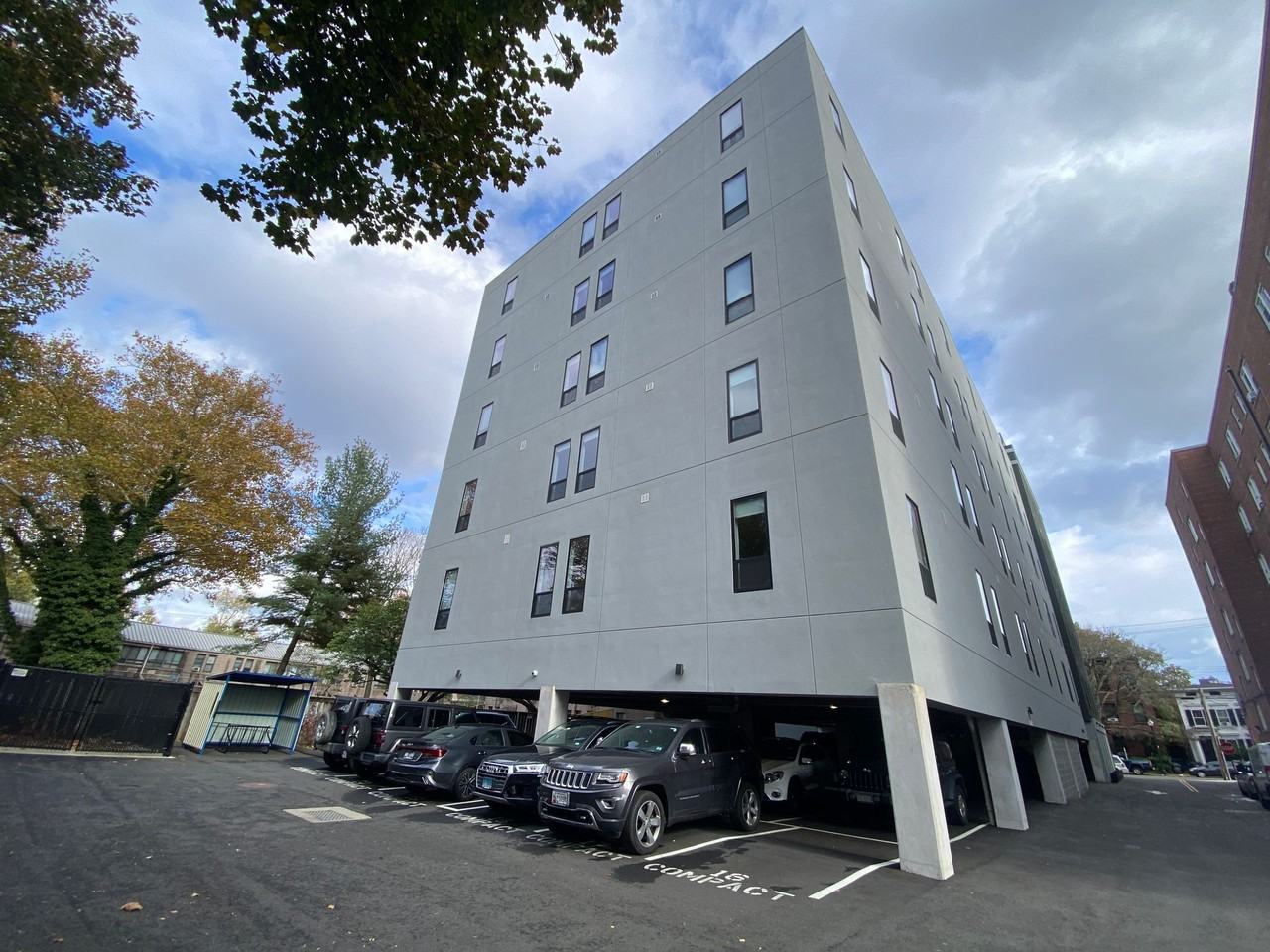 104 Howe St - Photo 2 of 50