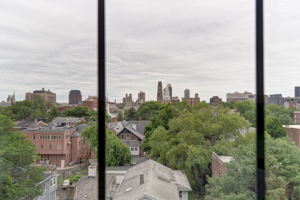 104 Howe St - Photo 7 of 50