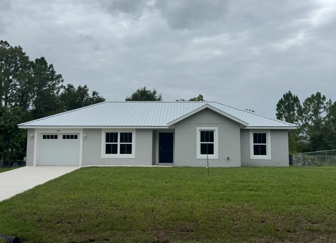 3403 Gossamer Ave - Photo 2 of 6