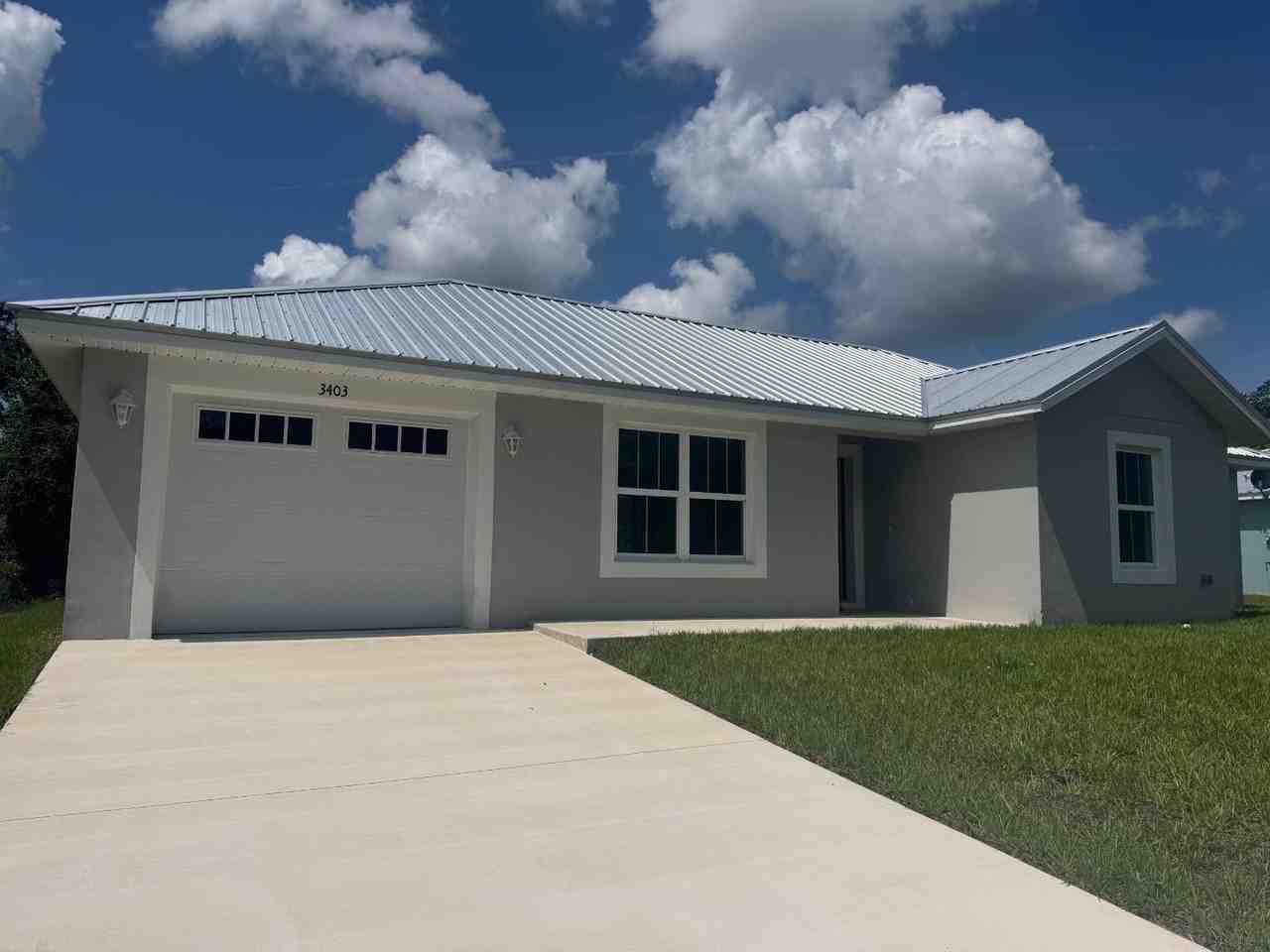 3403 Gossamer Ave - Photo 3 of 6