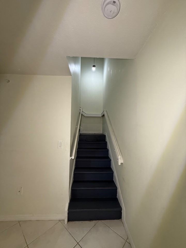 12605 Sw 91st St - Photo 6 of 8