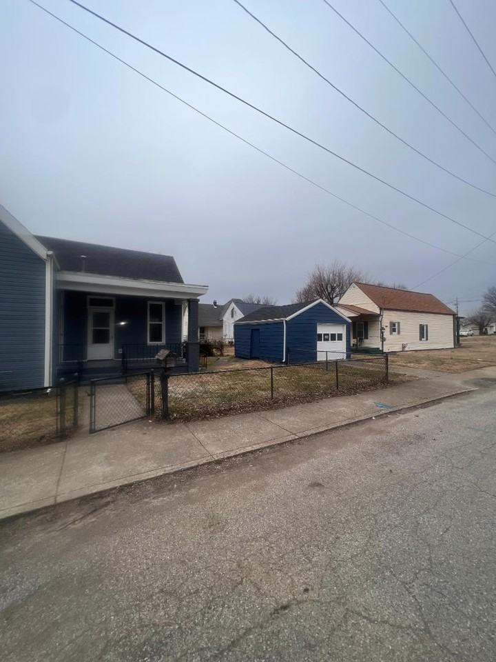 412 North Evans Avenue - Photo 2 of 20