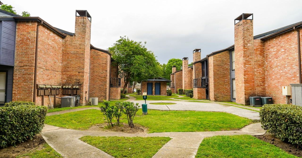 Huntington at Stonefield - Photo 4 of 40