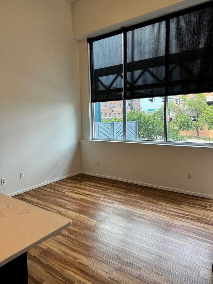 The Slate - Photo 4 of 44