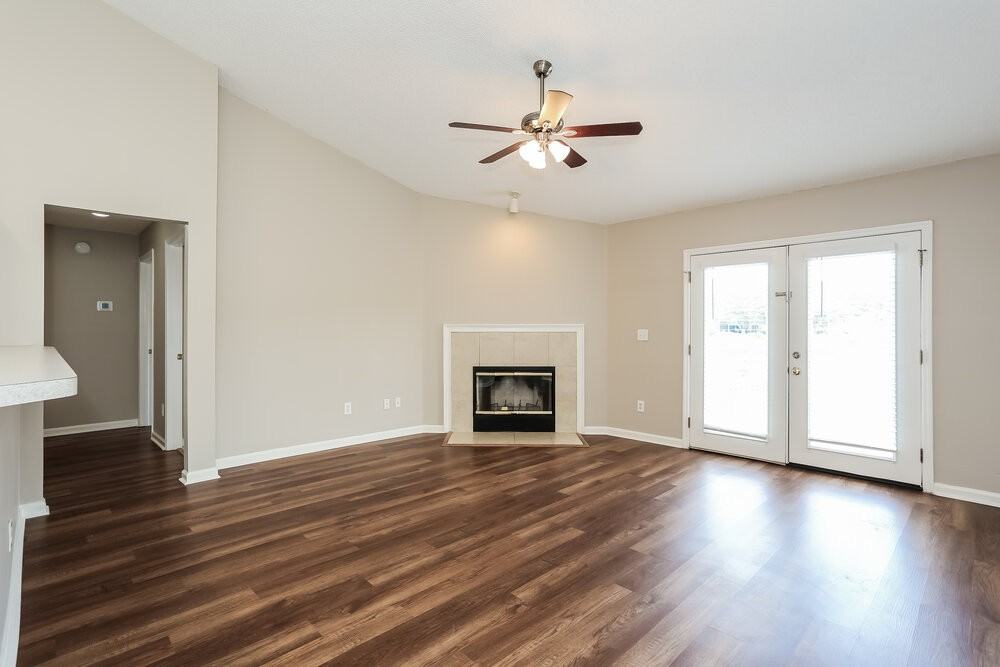 2479 Coachman Lakes Dr - Photo 4 of 16