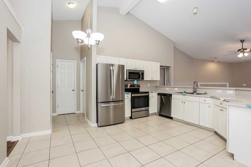 2479 Coachman Lakes Dr - Photo 7 of 16