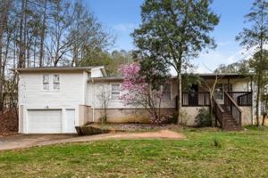 featured image of 3996 King Dr