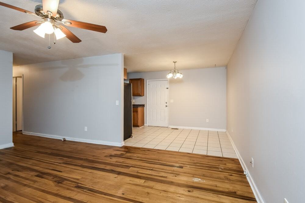 3996 King Dr - Photo 5 of 16