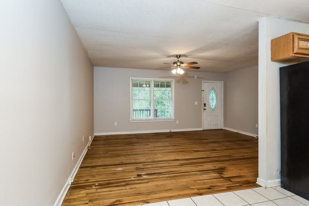 3996 King Dr - Photo 6 of 16