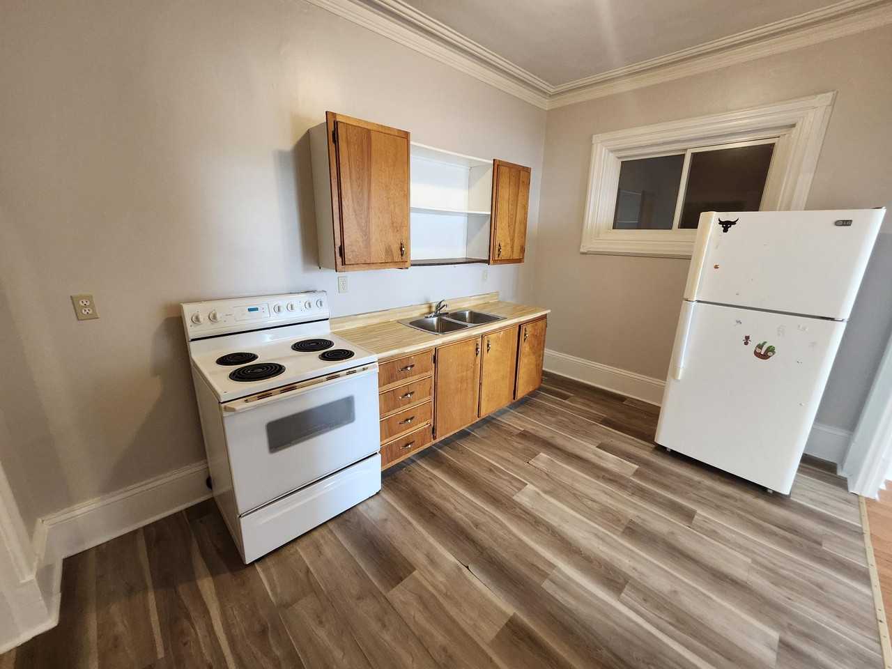 180 Waterloo Streetunit 1 #180-1 - Photo 6 of 18