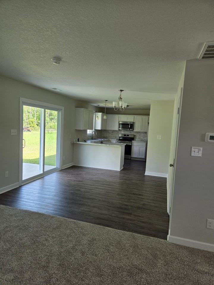 309 Samuel Run Dr - Photo 2 of 28