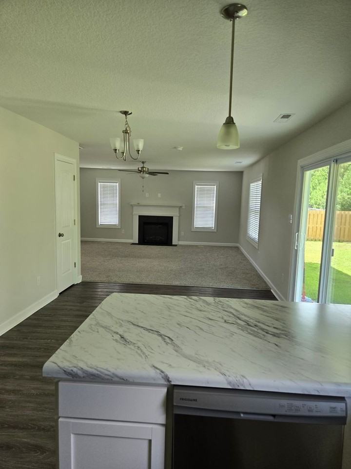 309 Samuel Run Dr - Photo 3 of 28