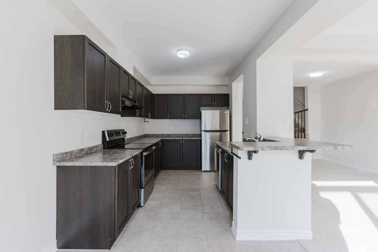 12 Pewee Place - Photo 2 of 12