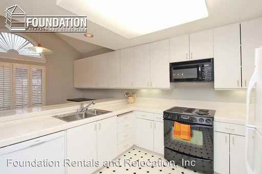 126 Eucalyptus Knoll St - Photo 2 of 20
