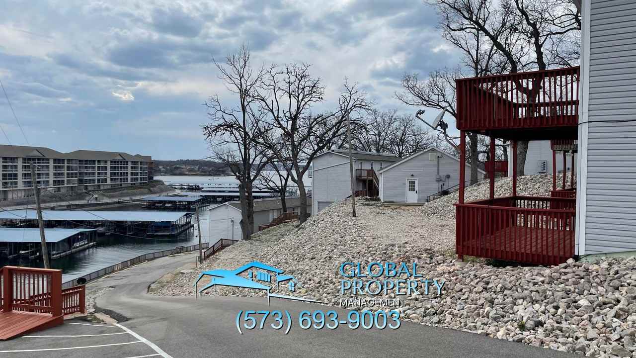 Lakefront 1153 - Photo 4 of 18