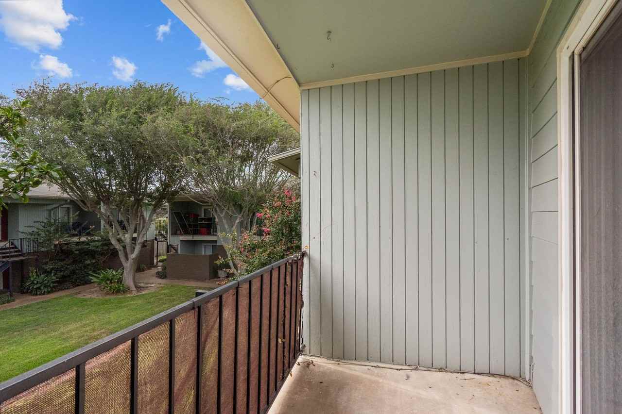 Tradewinds Apartment - Photo 7 of 29