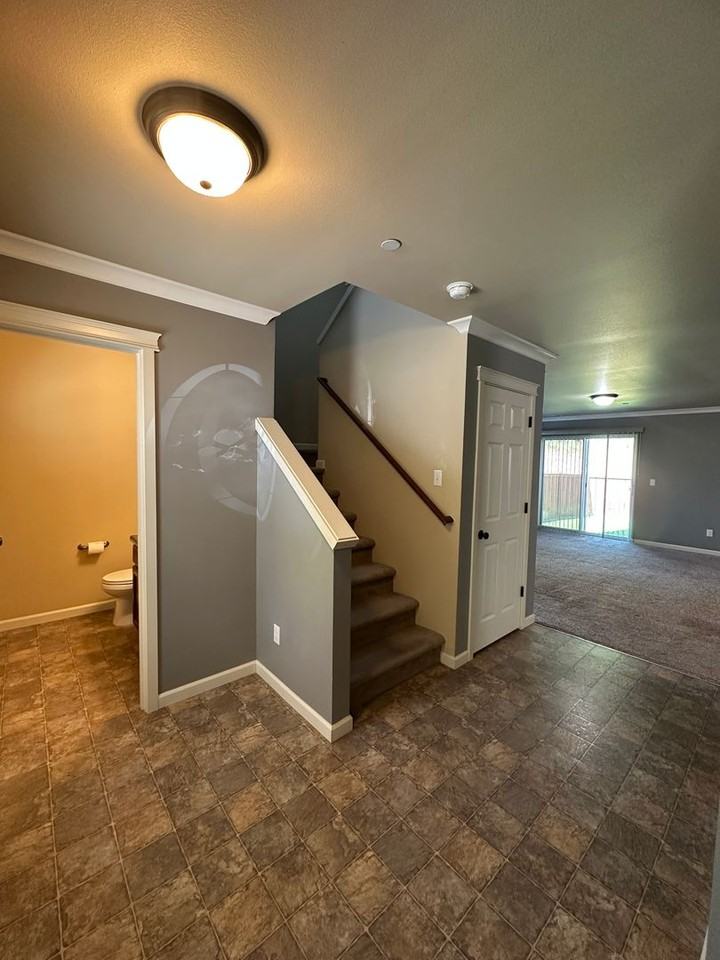 1577 Burnside Pl - Photo 2 of 22