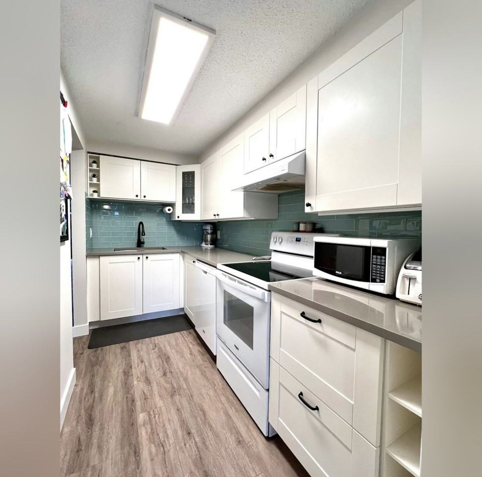 7891 Number 1 Road #108 - Photo 3 of 6