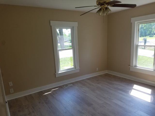 5521 Westbrook Rd - Photo 3 of 18