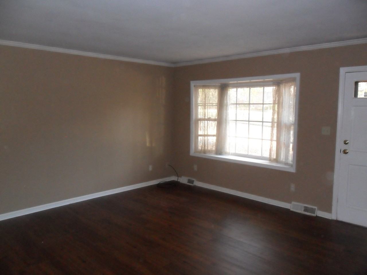 3267 Aqueduct Dr - Photo 5 of 16